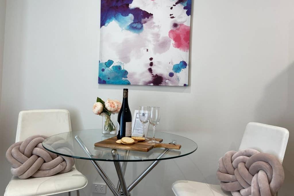 10A Brunswick Living Studio Close To Apt And Cbd Free Wifi Tram At Doorstep Melbourne Buitenkant foto